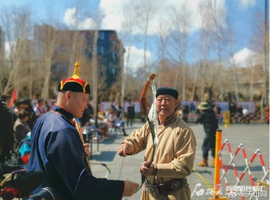 新疆穹顶足球俱乐部有限公司_新疆首届穹顶杯足球冠军_足协杯新疆